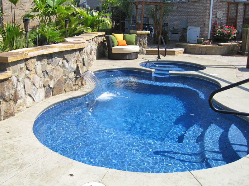 in ground fiberglass swimming pool cost