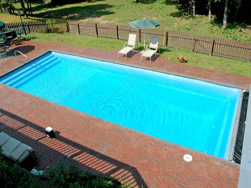 15 ft rectangular swimming pool