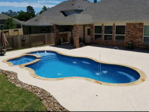 Cancun Deluxe - Latham Freeform Swimming Pool | Fiberglass Pool Shells ...